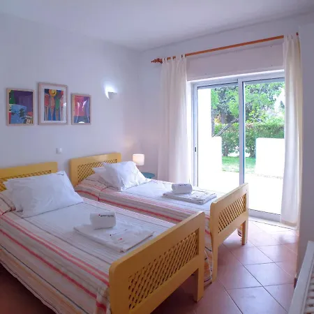Typical Tm Flat With A Refreshing Terrace In Vsr #B Appartement Porches (Algarve)